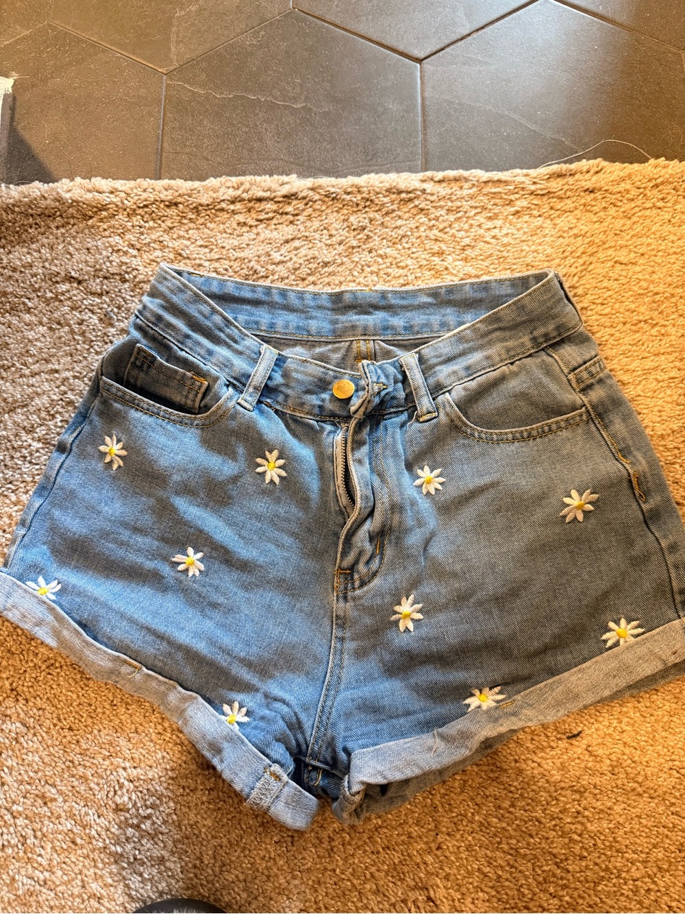 SHEIN Light Blue High-Waist Daisy Embroidered Shorts